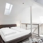 Cooper L Tivoli Apartman Bolzano