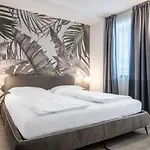 Cooper L Tivoli Apartman Bolzano