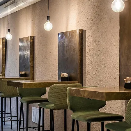 Cooper L Tivoli Apartment Bolzano