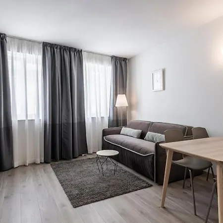 Cooper L Tivoli Apartment Bolzano