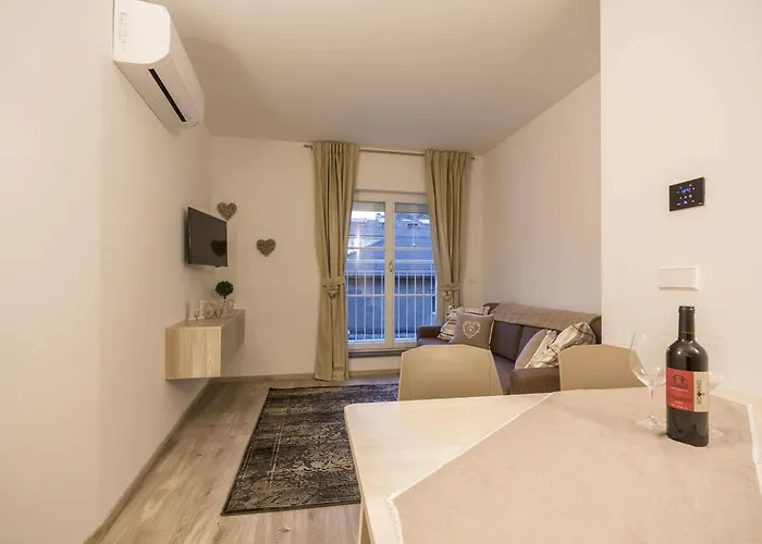 Cooper L Tivoli Apartment Bolzano